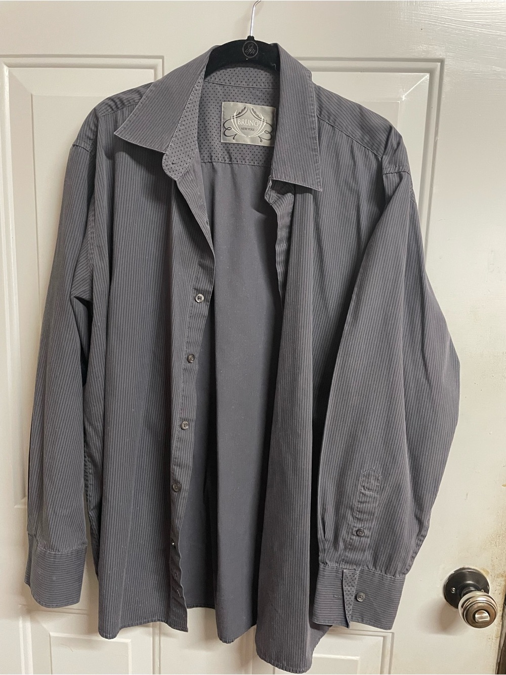 Bruno Conte Men’s Pinstripe Dress Shirt in Charcoal Gray L